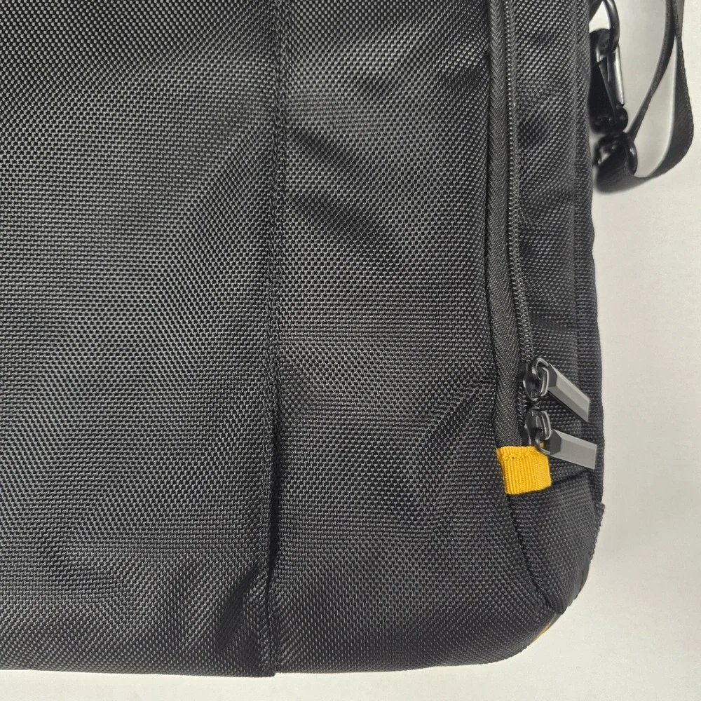 Targus Safe Port Laptop Bag Black Ballistic Nylon Briefcase Shoulder Strap Mens